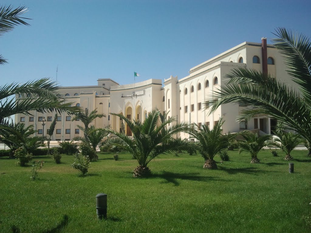 اعذار رقم 01 من مصالح بلدية الجلفة موجه لمؤسسة جواب احمد امين